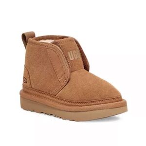 UGG NEUMEL EZ-FIT TODDLER boots
Size 6T (toddler)